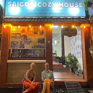 Hostel Saigon Cozy House & Coffee, Ho Chi Minh City